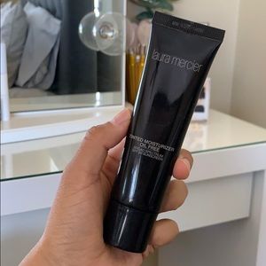 Laura Mercier Tinted Moisturizer